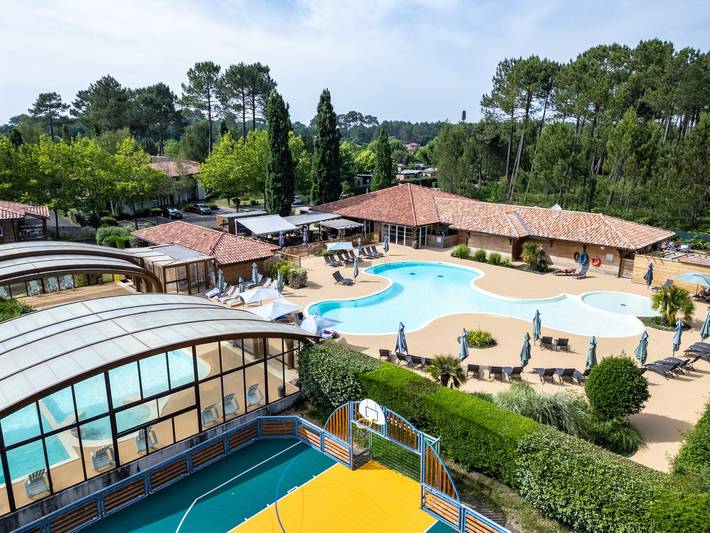 Gîte pour 2 personnes, avec Balcon et Terrasse ainsi que Jardin et Piscine dans les Landes - 3