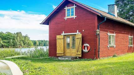Ferienhaus für 5 Personen, mit Terrasse und Ausblick sowie Sauna in Flen