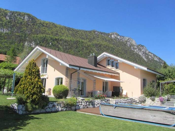 Ferienwohnung für 2 Personen, mit Terrasse und Garten sowie Pool in Kanton Solothurn