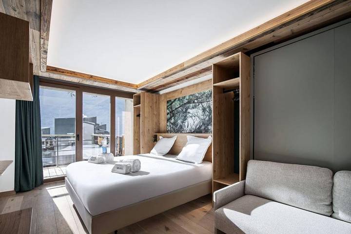 Appart’hôtel pour 6 personnes, avec terrasse ainsi que vue et sauna, animaux acceptés