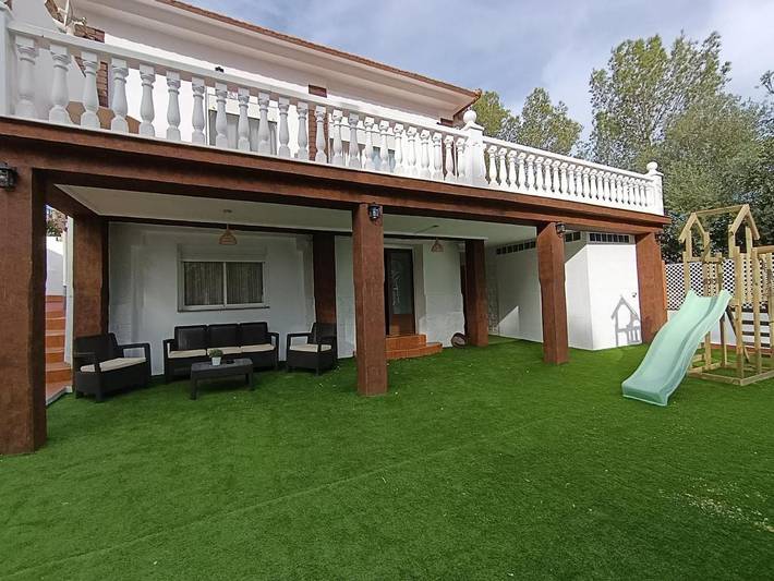 Casa de vacaciones para 15 personas, con vistas y terraza, Se admiten mascotas - 1