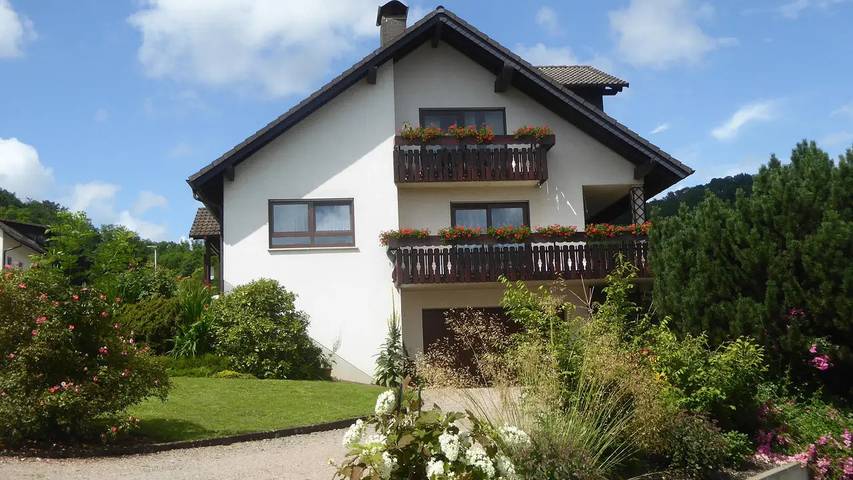 Ferienwohnung für 4 Personen, mit Garten in Lindenfels