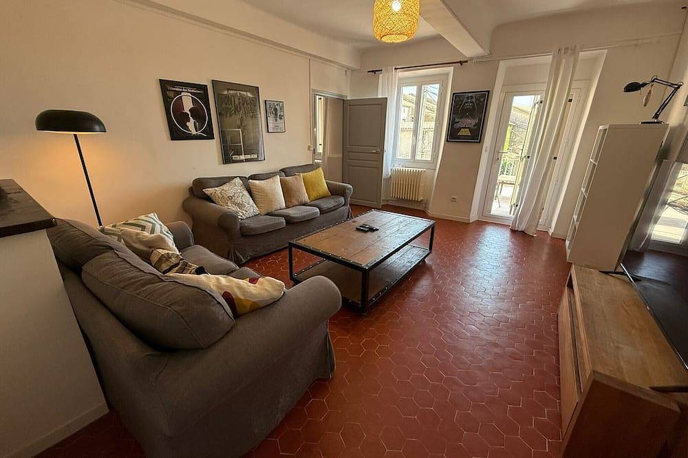 Le Balcon des Pourcelles 12personnes /terrasses in Les Mées, Alpes-de-Haute-Provence