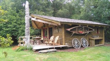 Cottage pour 3 personnes, avec vue sur le lac ainsi que jardin et vue à Guiscriff