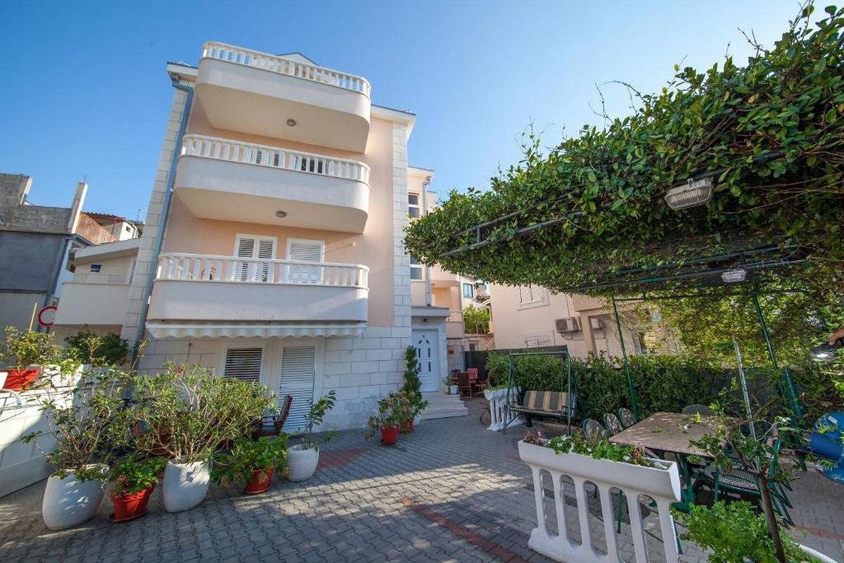 Ganze Wohnung, Apartments by the sea Promajna, Makarska - 21101 in Promajna, Makarska Riviera