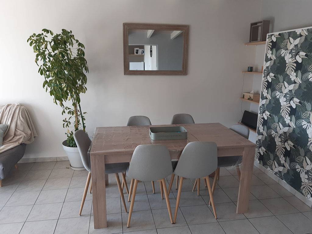 Maison Les Saulniers Mer in Marennes, Côte de Beauté