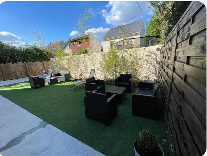 Gîte pour 2 personnes, avec jardin et terrasse à Sainte-Geneviève-des-Bois - 2