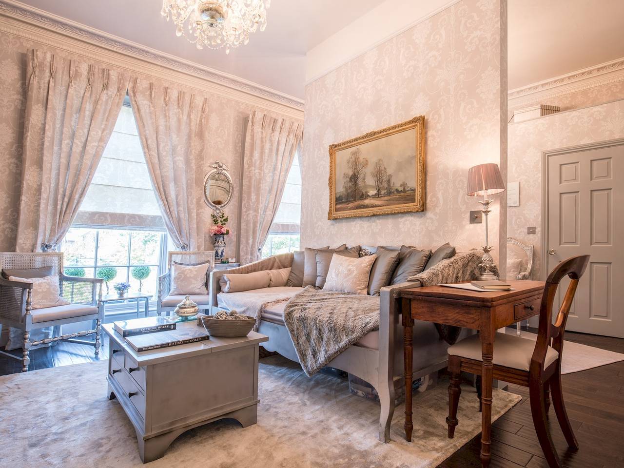 Entire apartment, Beautifully decorated, elegant apartment near town - Pass the Keys in Shrewsbury, Shropshire