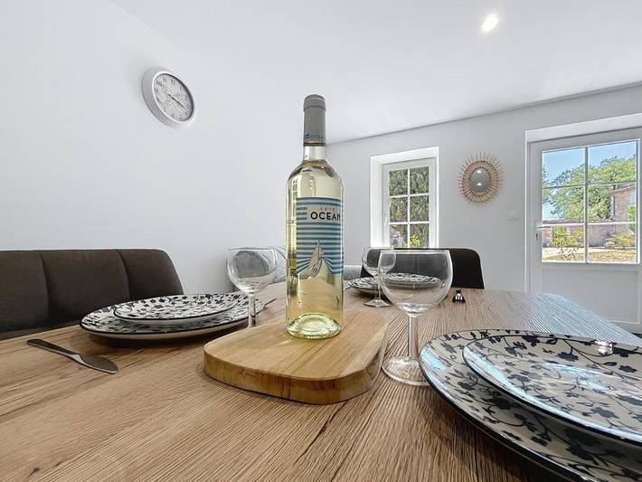 Gîte pour 4 personnes, avec terrasse, animaux acceptés à Anglade - 2