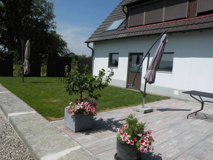 Ferienwohnung für 6 Personen, mit Seeblick und Garten, kinderfreundlich - 1