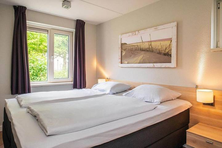 Ferienpark für 8 Personen, mit Terrasse und Garten sowie Pool und Sauna auf Texel - 4