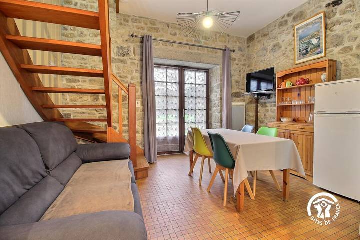 Gîte pour 2 personnes, avec jardin