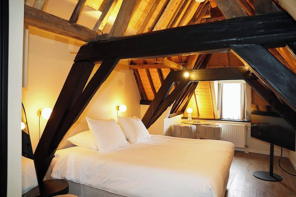 This hotel is a 1 bedroom(s), 1 bathrooms, located in Delft, Zuid-Holland. in Delft, Stadsgewest Haaglanden