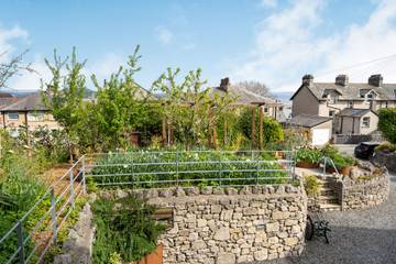 Holiday Rental for 8 People in Grange-over-Sands, Cumbria, Photo 2