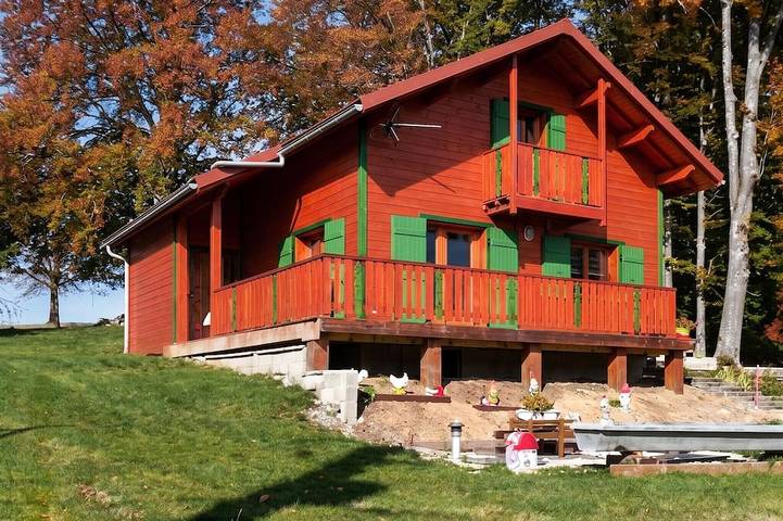 Gîte pour 7 personnes, avec terrasse et jardin, animaux acceptés à La Longeville