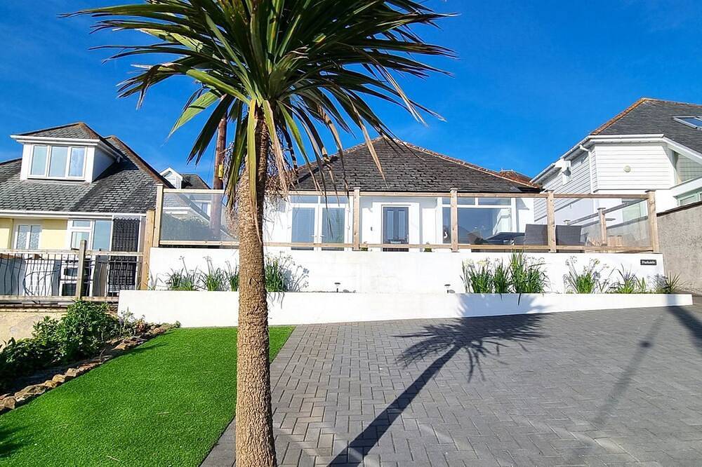 Holiday Home for 6 People in Perranporth, Cornwall