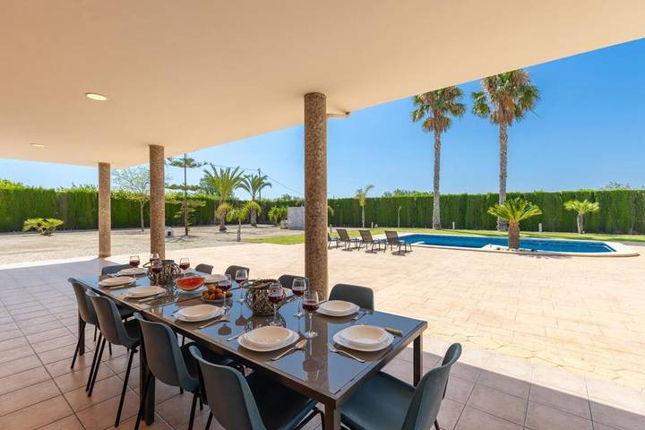 Location de vacances pour 8 personnes, avec piscine et jardin à Crevillent - 3