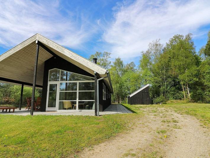 Ferienhaus für 6 Personen, mit Whirlpool und Terrasse sowie Sauna am Mariagerfjord