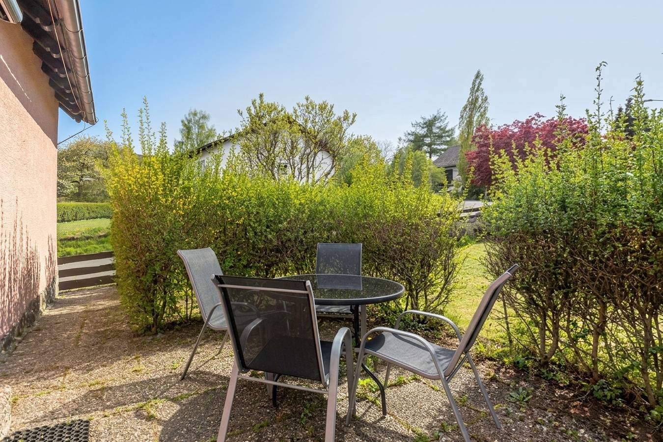 Ferienhaus 'Pinki‘ in Kölzenhain' mit privatem Garten und Wlan in Ulrichstein, Vogelsberg Region