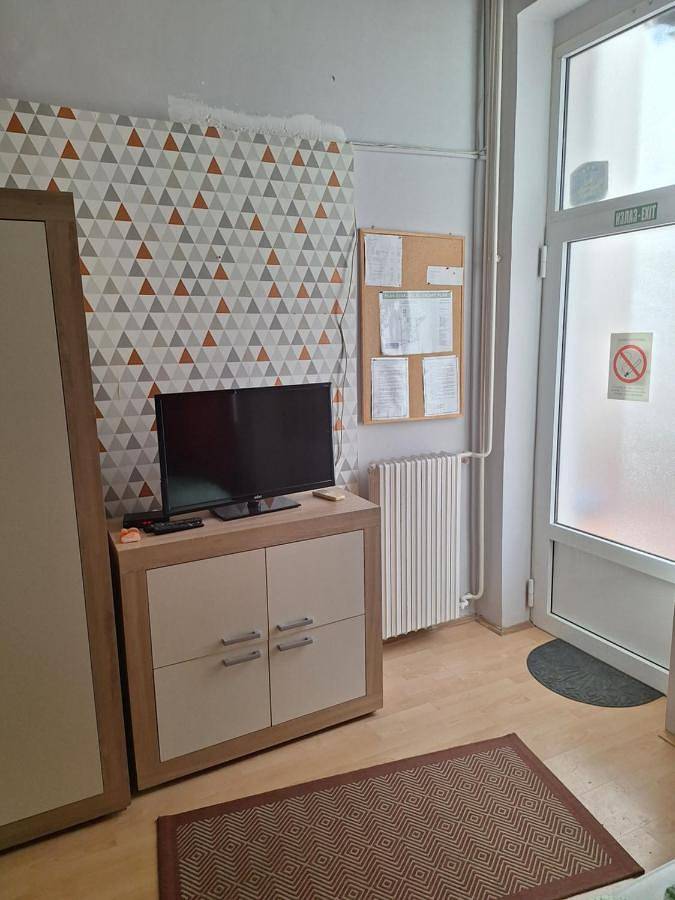 Gîte pour 2 personnes, avec terrasse et vue, animaux acceptés à Novi Sad - 3