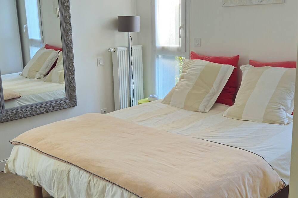 Appartement entier, Appartement en rez de jardin. Entouré de verdure. in Mérignac, Région de Bordeaux