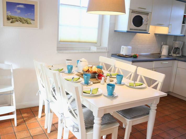 Ganze Wohnung, Westerland – Erdgeschosswohnung mit Terrasse, nahe Strand, hundefreundlich in Westerland, Sylt (Gemeinde)