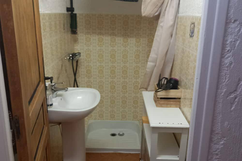 Apartamento entero, Apartment 10 minutes from the lake in Aiguines, Región Brignoles