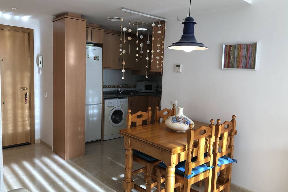Apartamento entero, Acogedor Apartamento A 50 M De La Playa con Wifi in Tierras del Ebro, Delta del Ebro