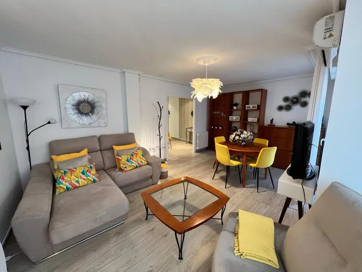 Apartamento de vacaciones para 6 personas, con balcón - 1