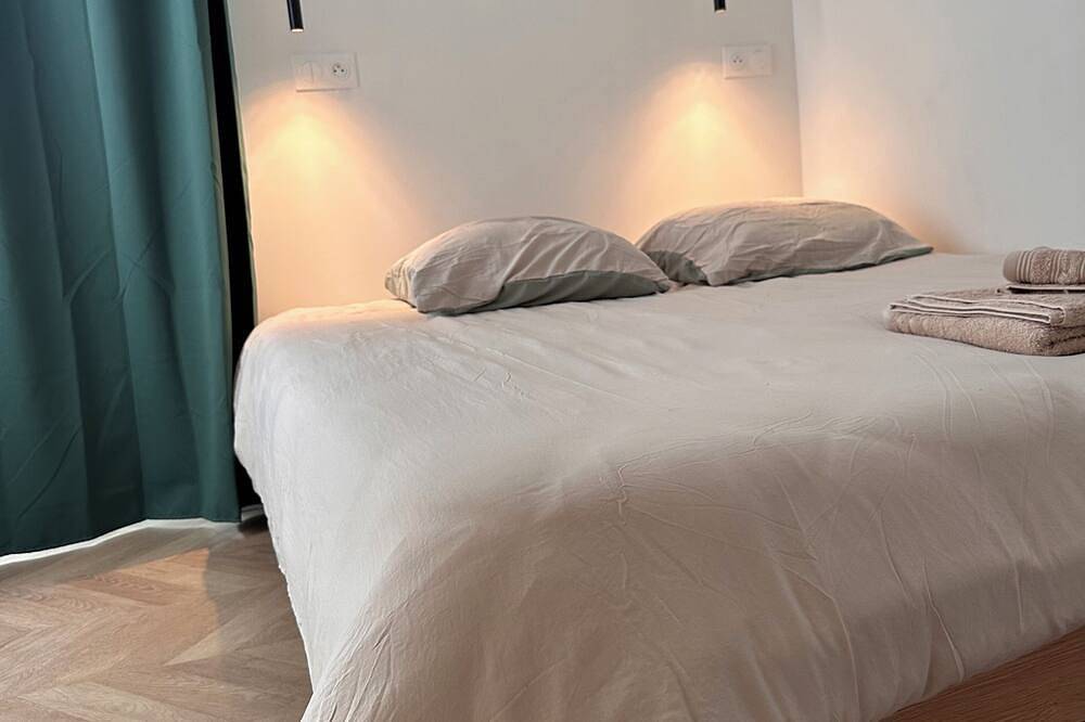 Entire apartment, Design & Comfort apartment ! Sleeps 4 in Périgueux, Périgord Blanc