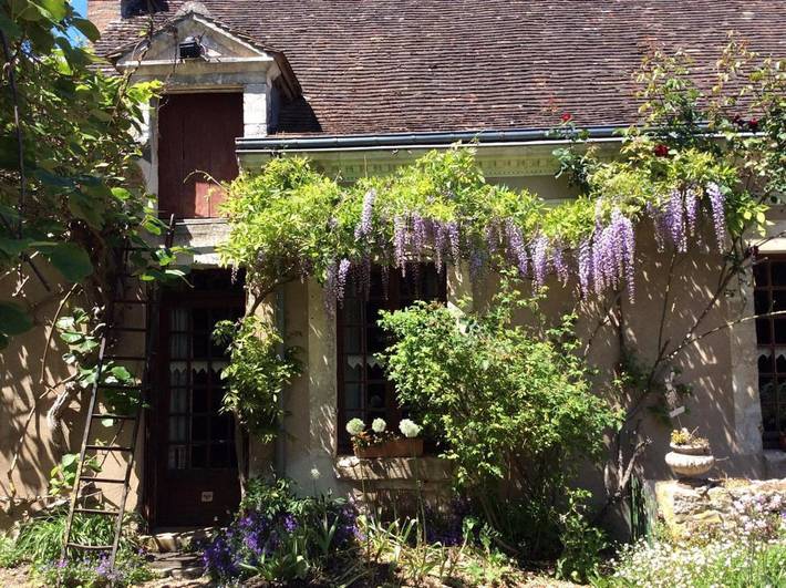 Chambre d’hôte pour 3 personnes, avec terrasse ainsi que vue et jardin dans Villiers-sur-Loir