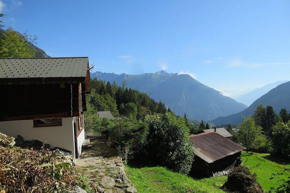 Authentique chalet en pleine nature avec confort contemporain in Salvan, Région de Martigny-Val de Bagnes