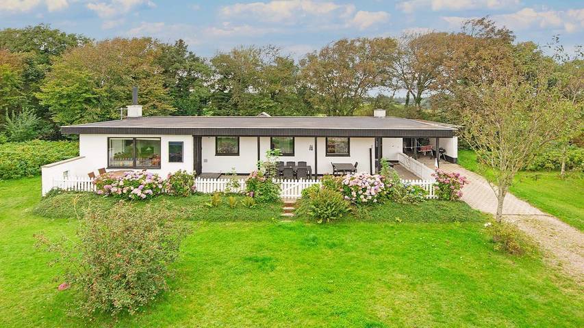 Ferienhaus für 8 Personen, mit Terrasse - 1