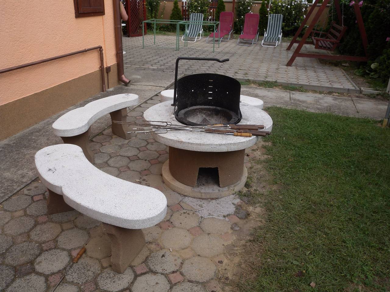 Ferienhaus in Strandnähe und mit Garten  in Balatonmariafürdö, Plattensee Südufer