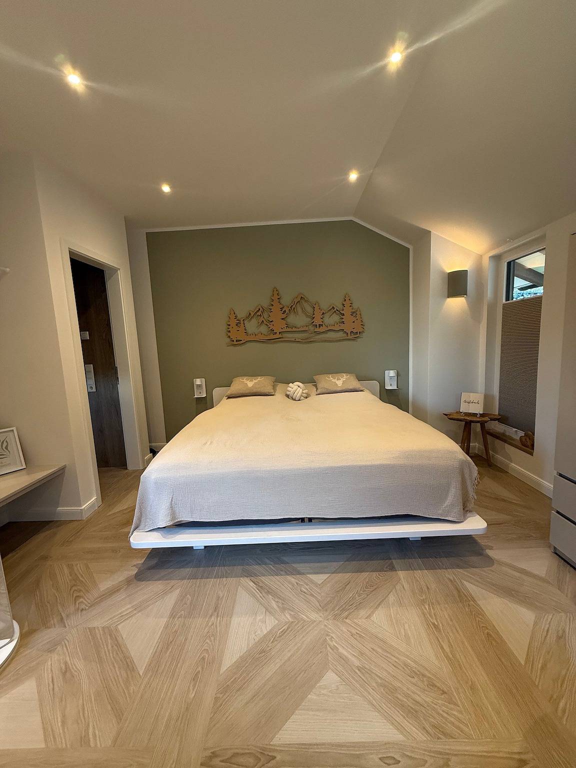 Modernes,Privates Business-Chalet nahe Schweiz!mit Terrasse & Parkplatz vor der Tür! in Bad Säckingen, Südschwarzwald