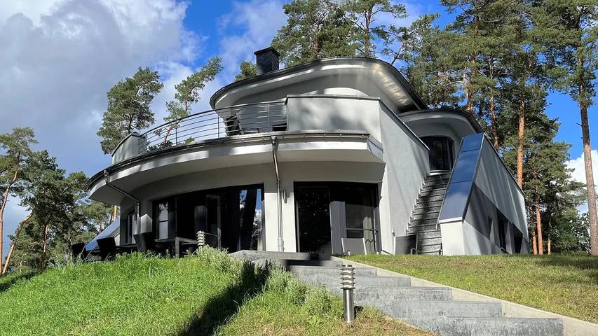 Ferienhaus für 8 Personen, mit Sauna und Garten sowie Terrasse, mit Haustier