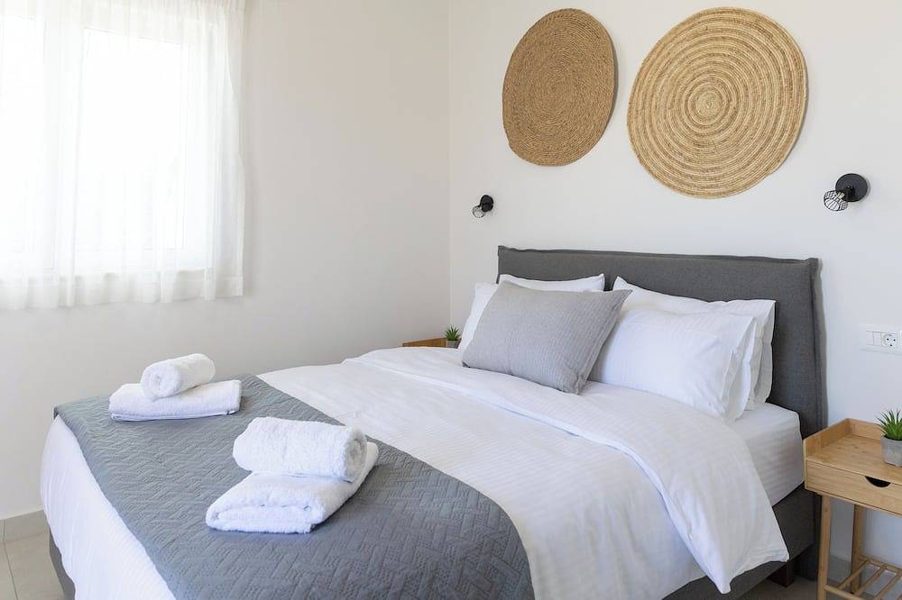 Entire apartment, Omalia Stay \"Kyma\" in Malia, Iraklio-Heraklio region