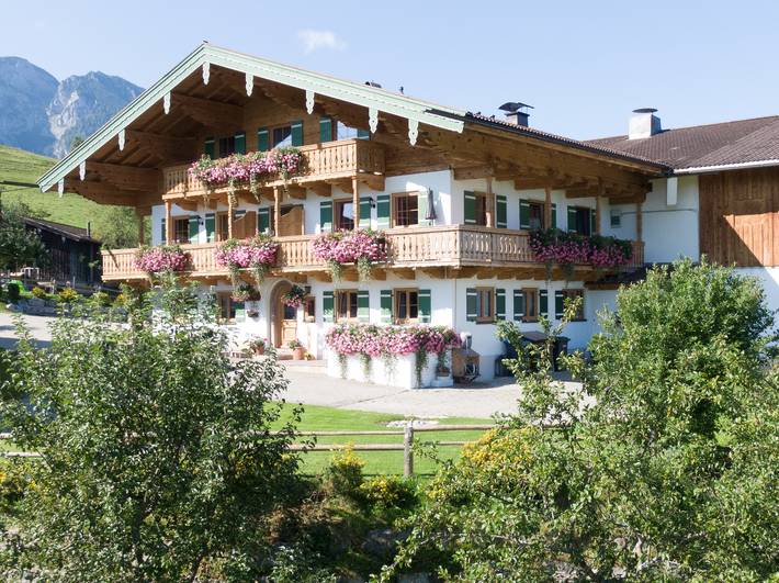 Bauernhaus für 4 Personen, mit Balkon und Garten