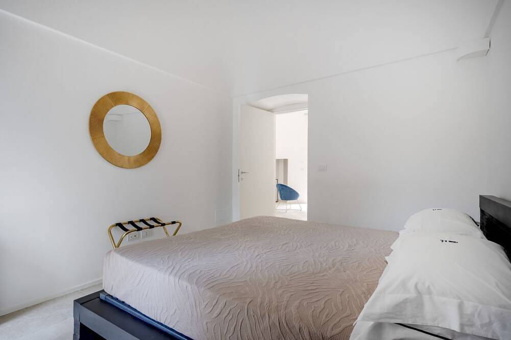 Entire apartment, Guesthost Borgo Lucia with pool - Trullo Catenella in Fasano, Salento