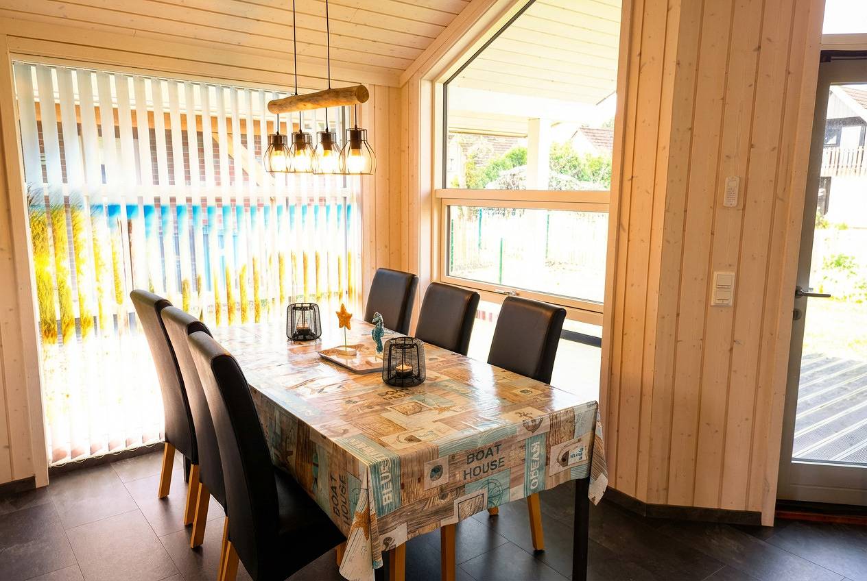 Haus Meerzeit - hundefreundliches Ferienhaus mit Sauna an der Nordsee in Sehestedt (Jade), Jade