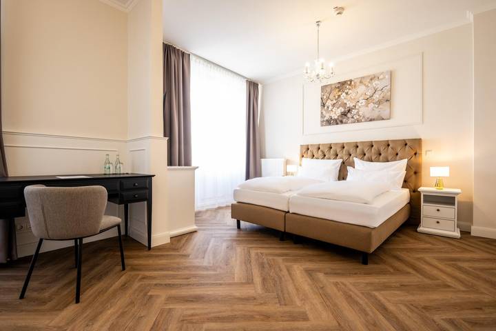 Hotel für 2 Personen, mit Sauna und Terrasse, mit Haustier in Bad Neuenahr - 4