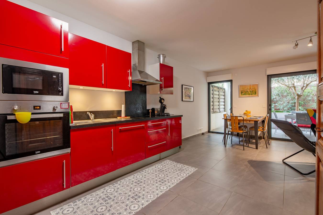 Appartement entier, Coeur d'Azur - apt climatisé - 1km plage in Saint-Raphaël, Côte méditerranéenne (France)