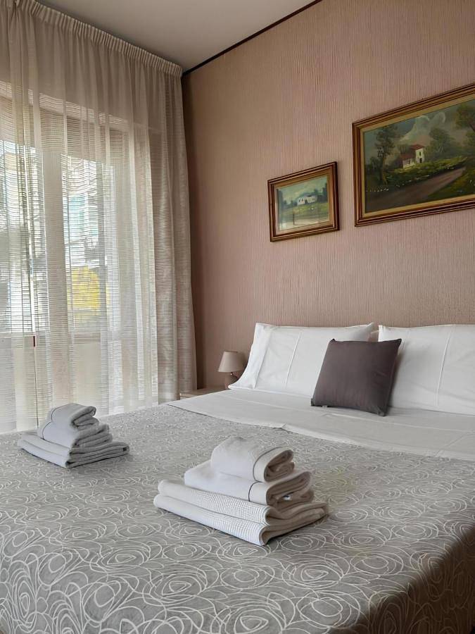 Appartamento vacanze per 7 persone, con balcone a Tropea