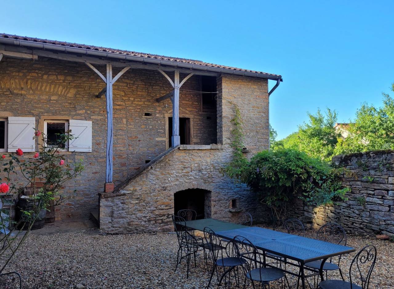 Chambres d'hôtes la Halte des Bousseaux - Tilleul in Jalogny, Région de Mâcon