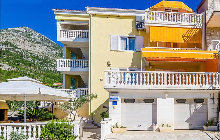 Ganze Ferienwohnung, Urlaub am Meer: Gemütliches Apartment mit 2 Schlafzimmern, Terrasse und Küche in Slano in Kosmatovica, Slano