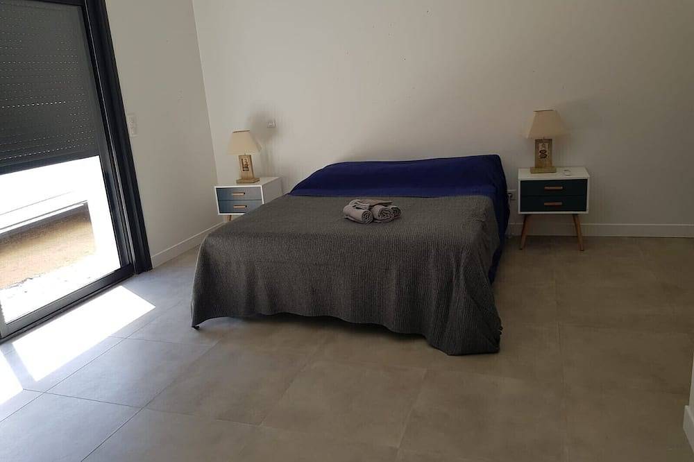 Villa Rossa, Contemporary Little corner of Paradise<br>2 minuti dalle spiagge! in Belgodere, Calvi e dintorni