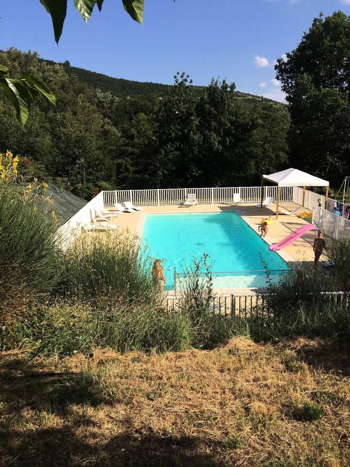 Mobile home 3 rooms 4 people air-conditioned in Lussas, Ardèche