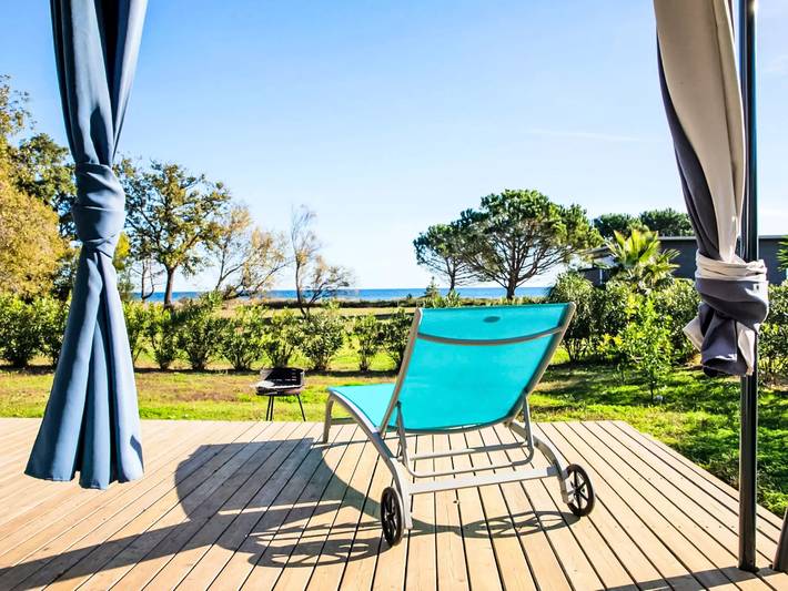 Location de vacances pour 6 personnes, avec jardin et piscine à Santa-Maria-Poggio