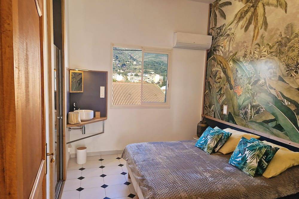 Haut de Villa Piscine Privée Jardin Terrasse à 5' de la Plage et à 15' de Bastia in Biguglia, Región de Bastia