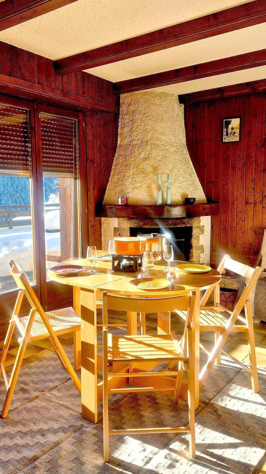 Ganze Wohnung, Charmante Vintage-Wohnung in der Nähe von Spa & Slopes in Ovronnaz, Leytron